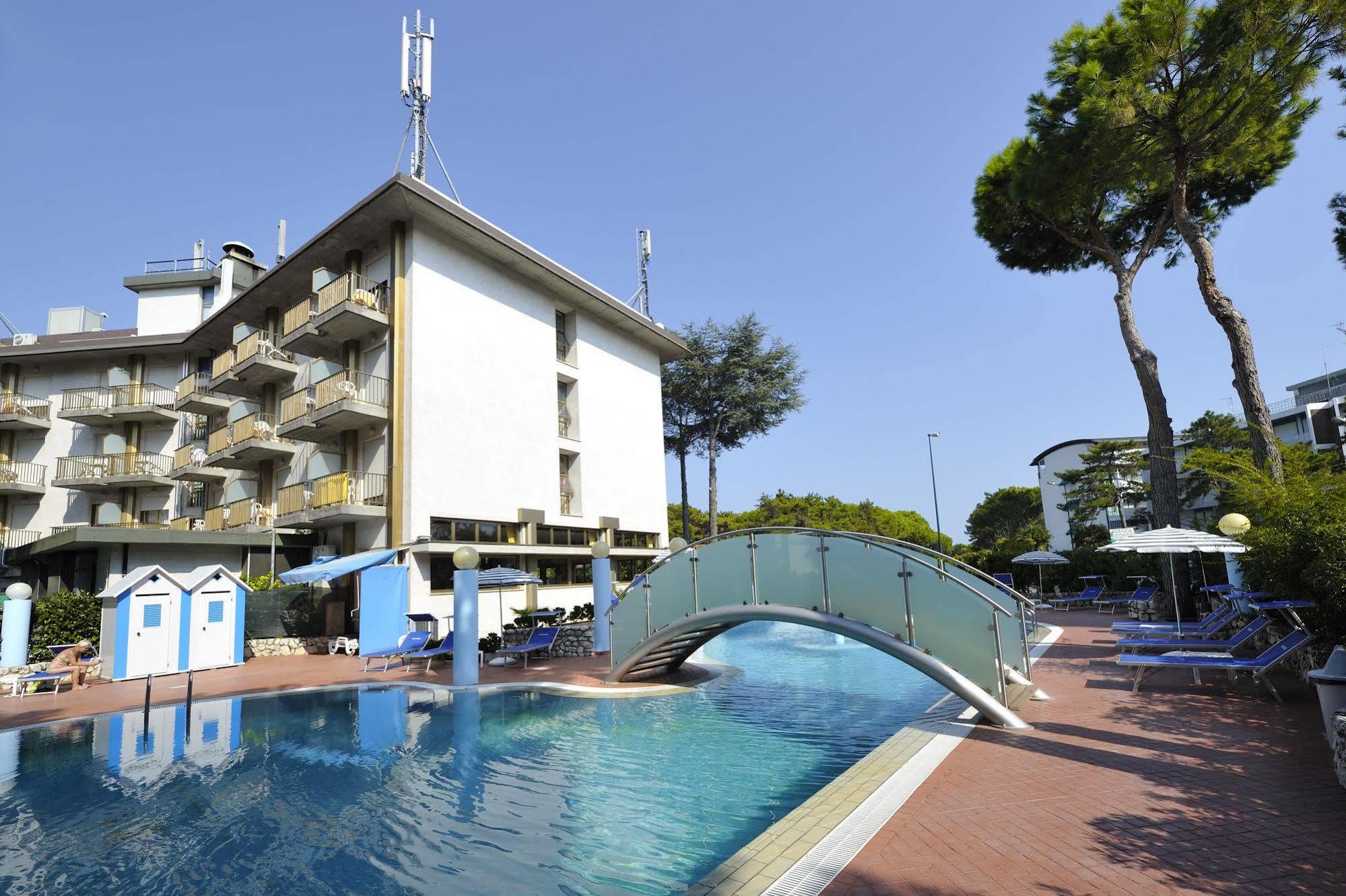 Hotel Vina De Mar Lignano Sabbiadoro Exteriér fotografie